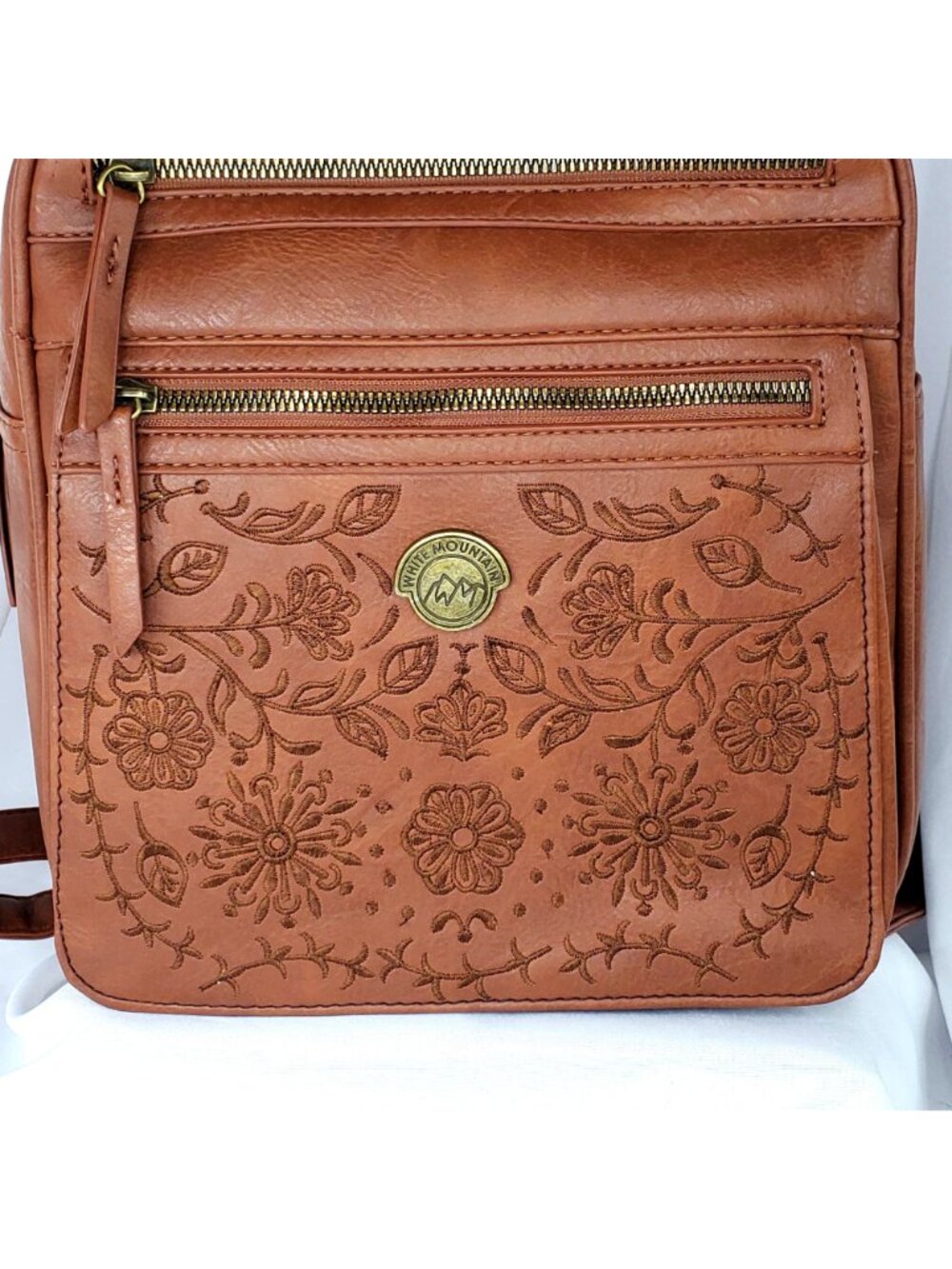 White Mountain Womens Tan Brown Faux Leather Backpack With Floral Embroidery NWT - Picture 3 of 9